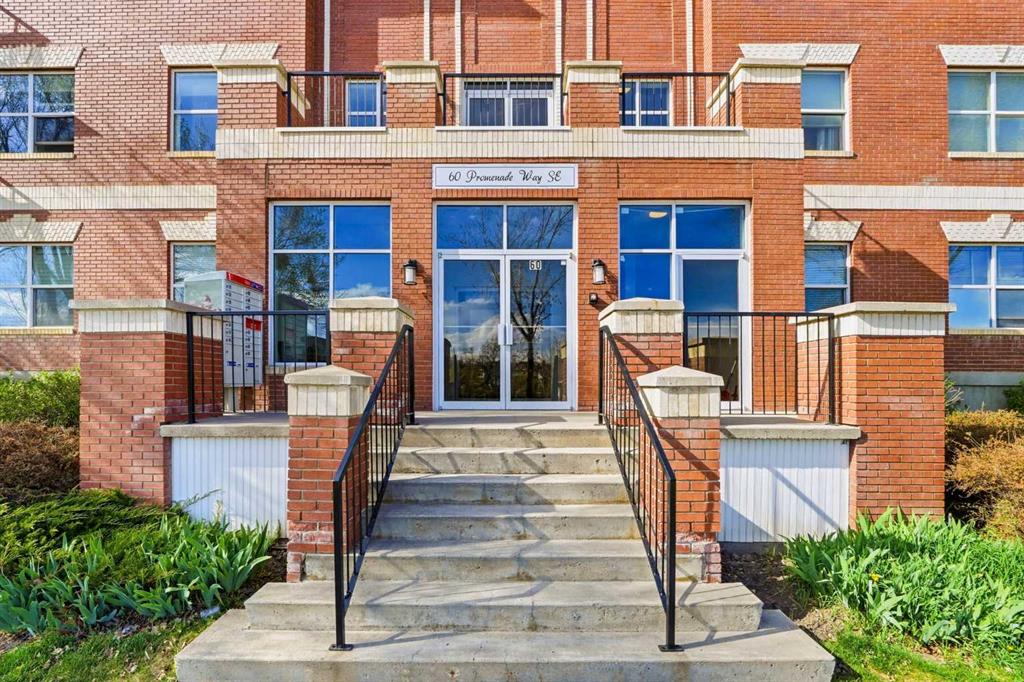 Picture for 207, 60 Promenade Way SE