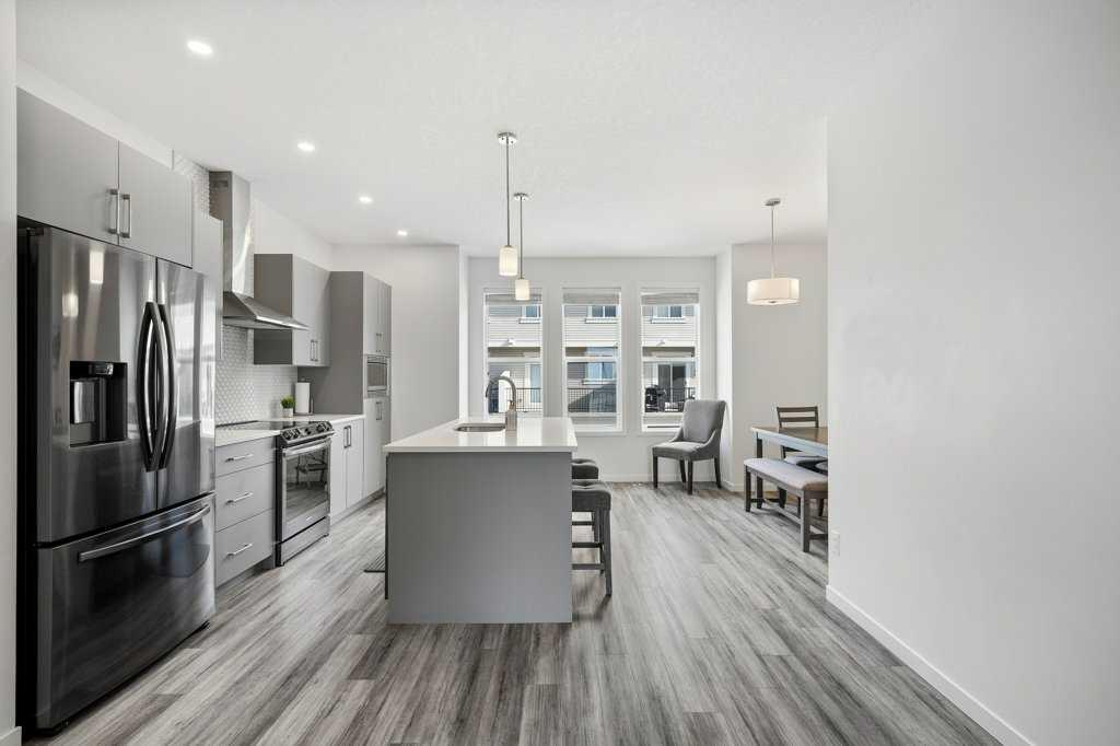 Picture for 409 South Point Lane SW