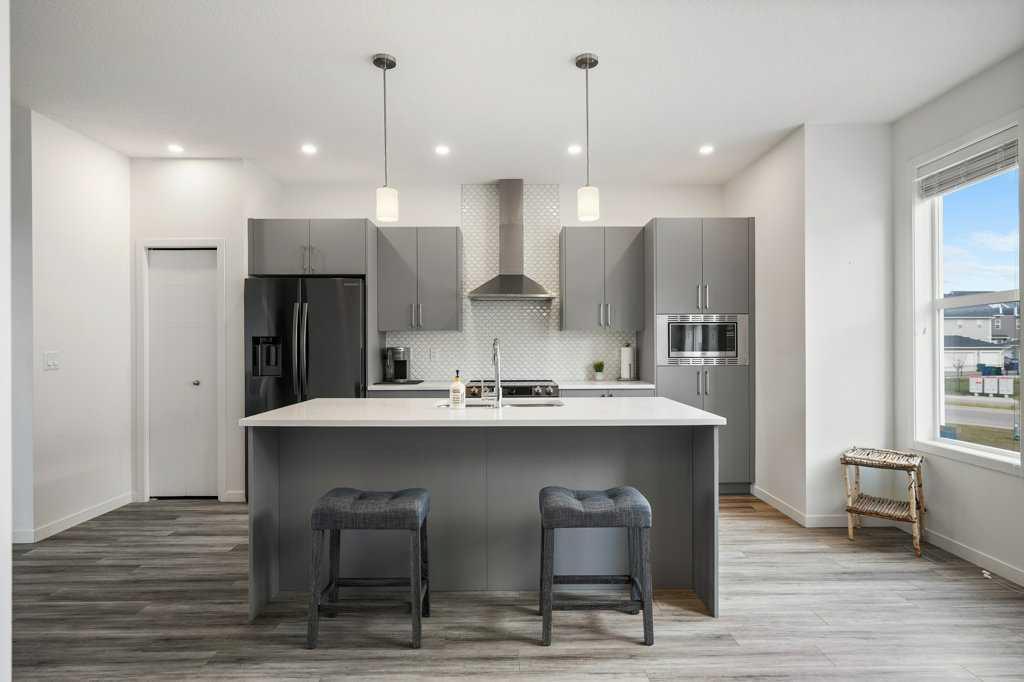 Picture for 409 South Point Lane SW