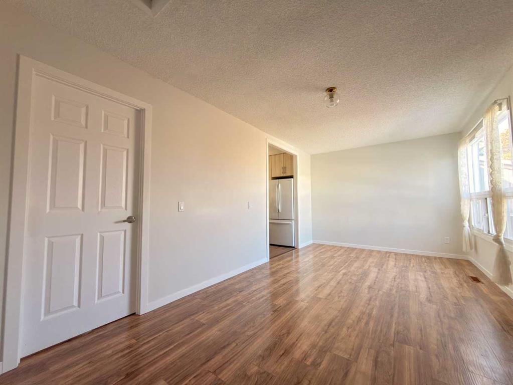 Picture for 1105 53 Street SE