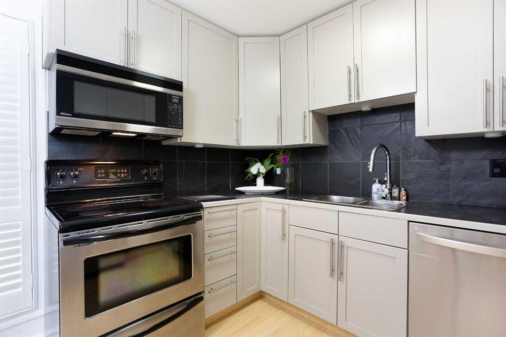 Picture for 354 Brae Glen Road SW