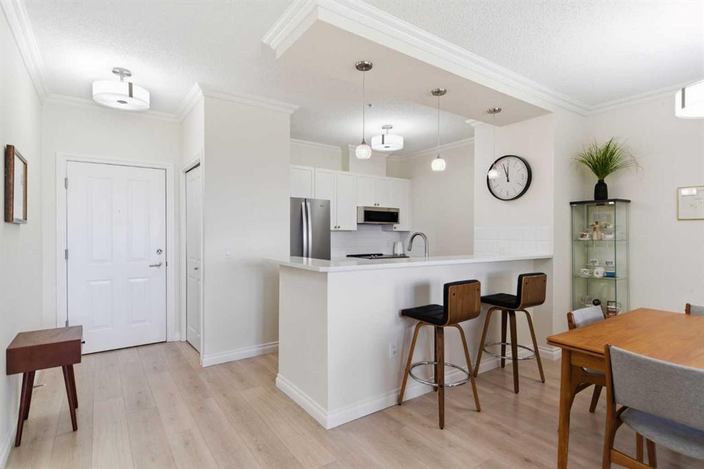 Picture for 2130, 1010 Arbour Lake Road NW