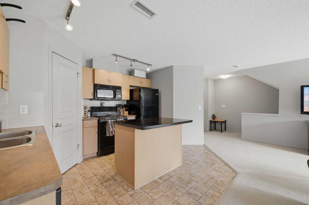 Picture for 18 Auburn Bay Common SE