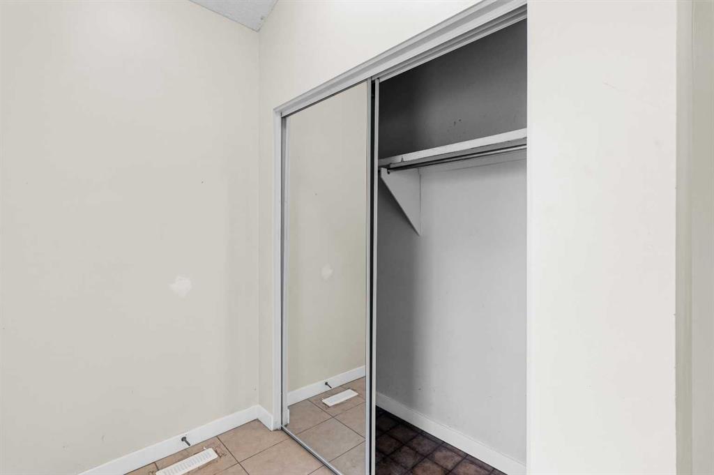 Picture for 37 Martingrove Way NE