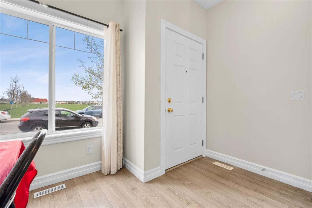 Picture for 27 Bridleridge View SW