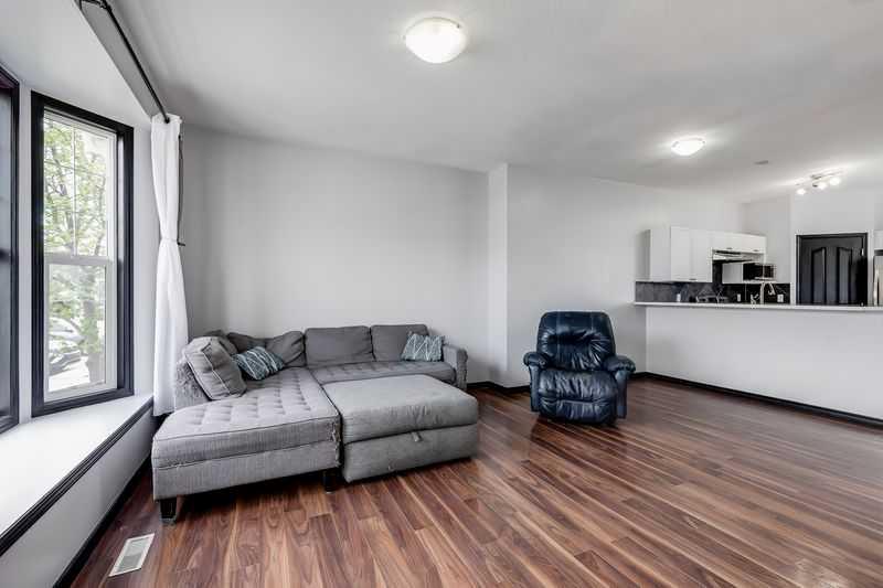 Picture for 1001, 703 Luxstone Square SE
