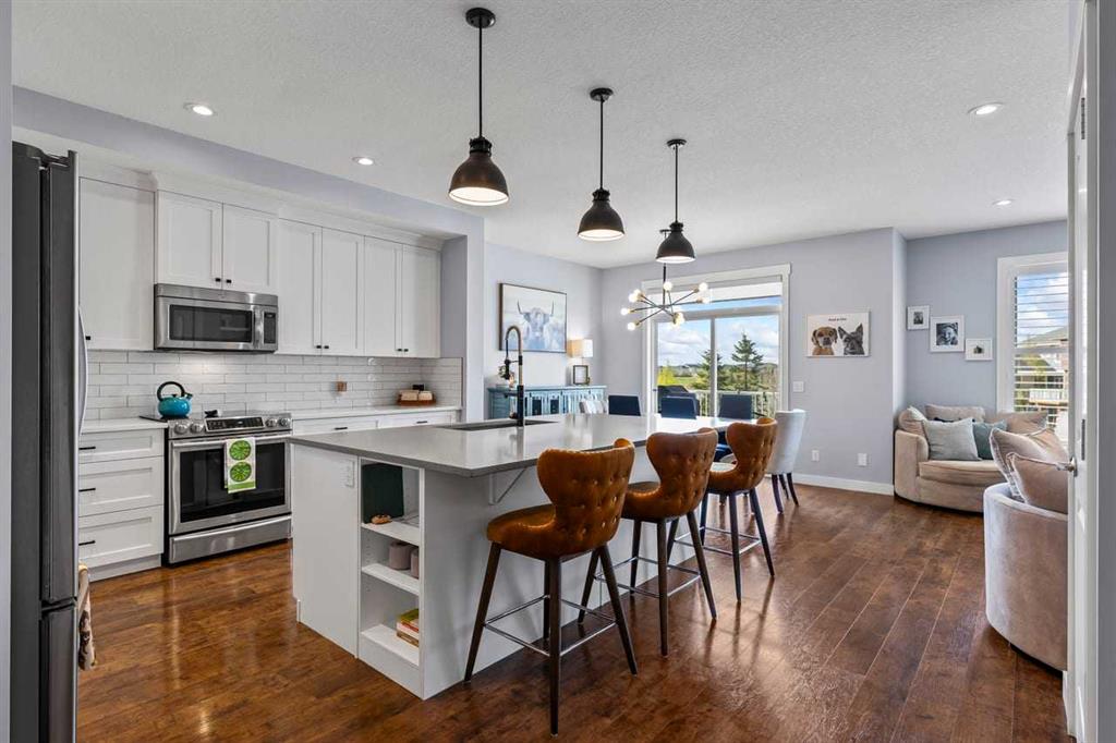 Picture for 68 Legacy Manor SE