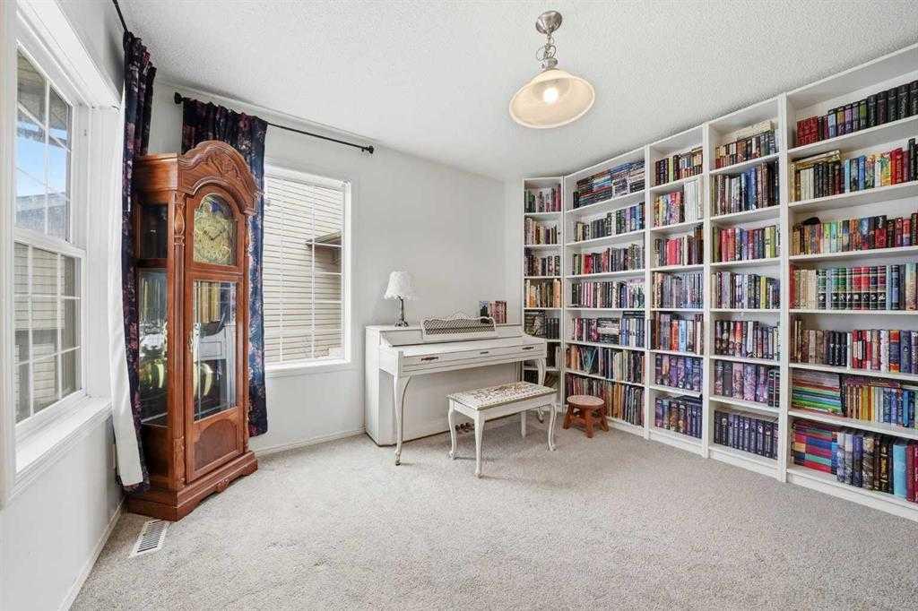 Picture for 62 New Brighton Circle SE