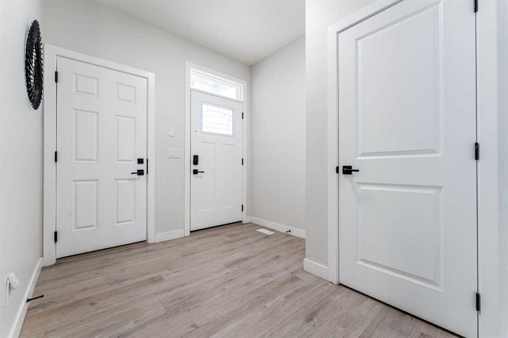 Picture for 124 Cornerbrook Green NE