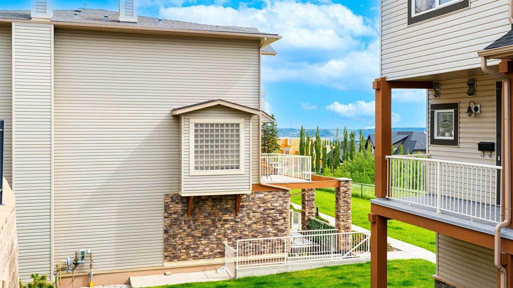 Picture for 1, 169 Rockyledge View NW
