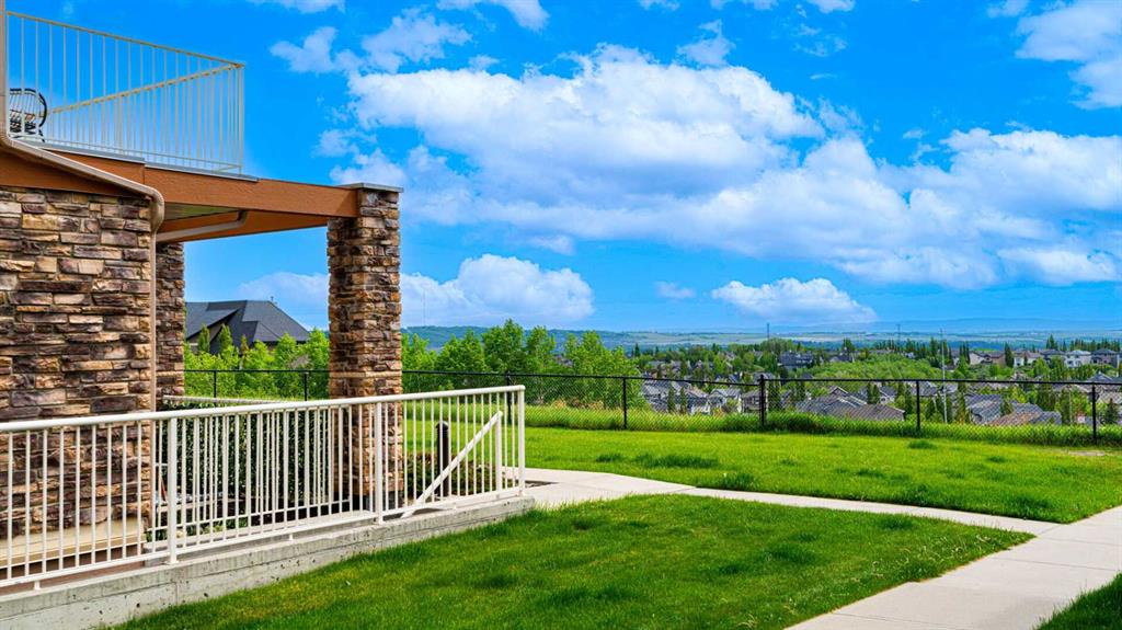 Picture for 1, 169 Rockyledge View NW