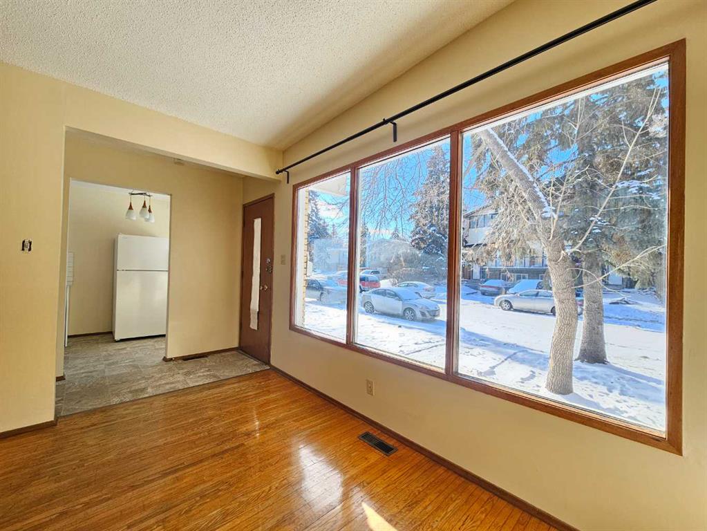 Picture for 7116 Hunterville Road NW