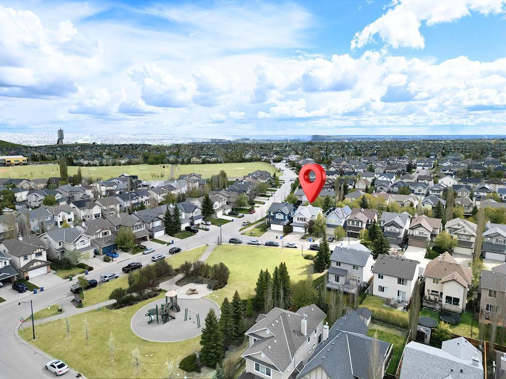 Picture for 143 Cougarstone Square SW