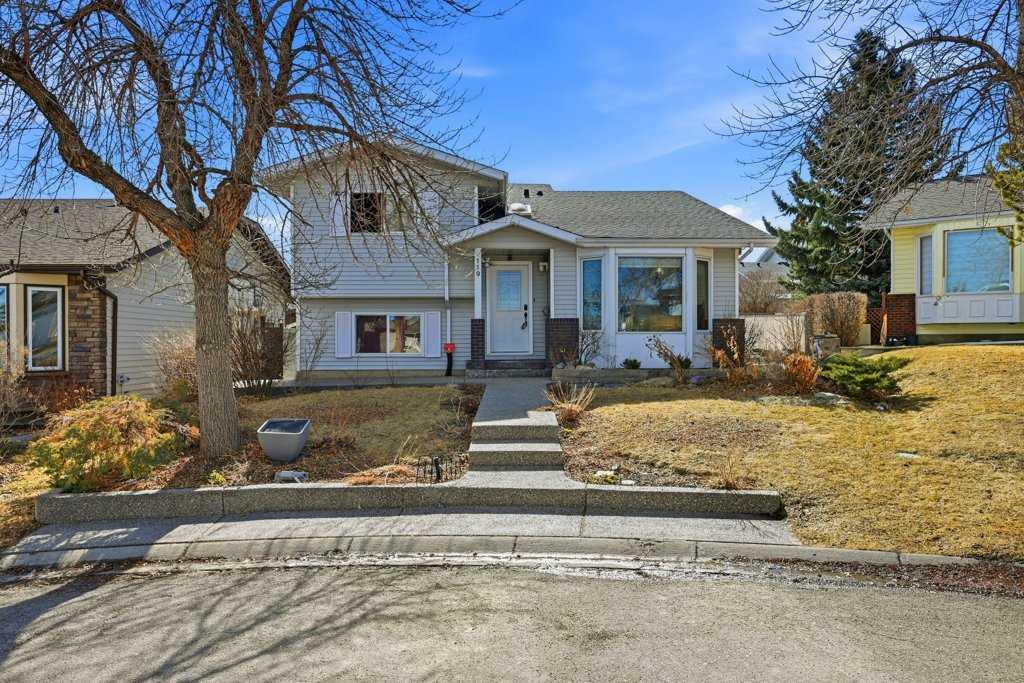 Picture for 119 Macewan Meadow Way NW