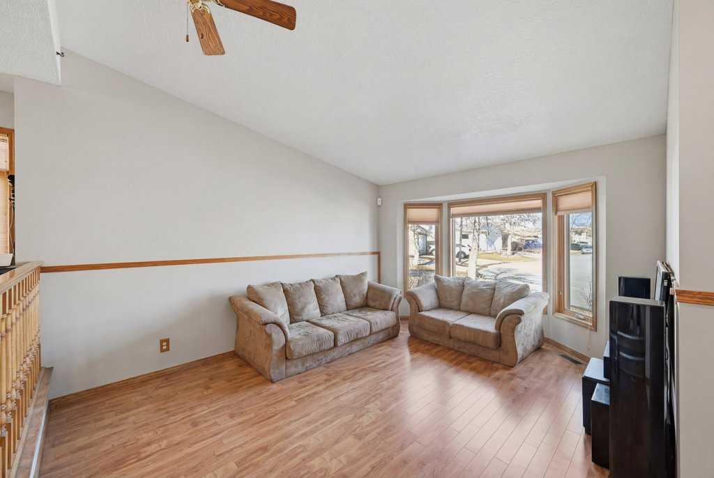 Picture for 119 Macewan Meadow Way NW