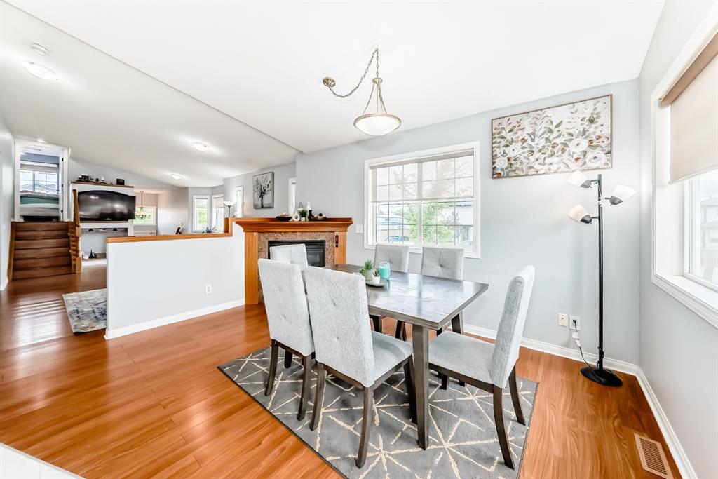 Picture for 98 Canoe Square SW