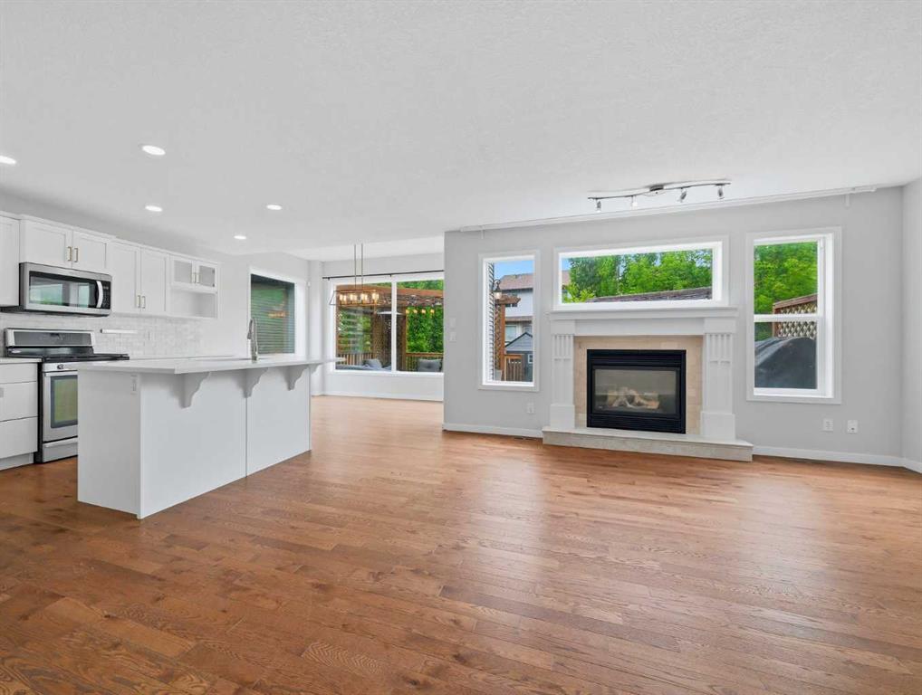 Picture for 15 Cougarstone Court SW