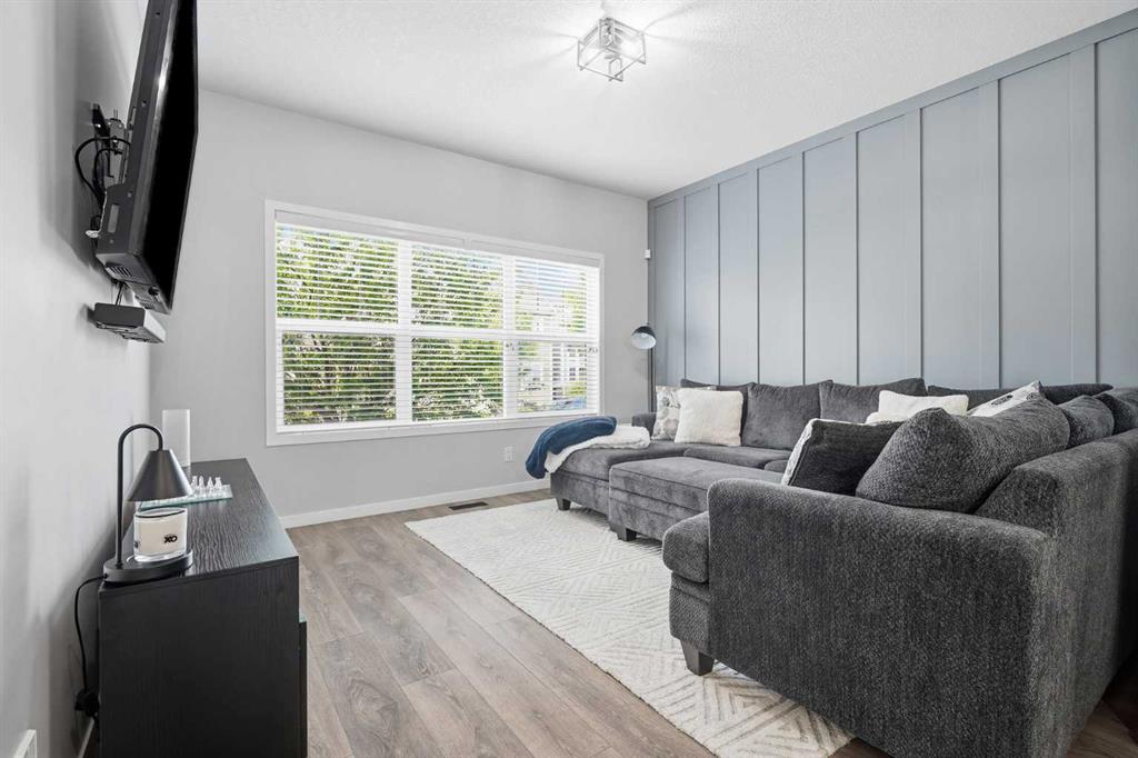 Picture for 72 Masters Manor SE