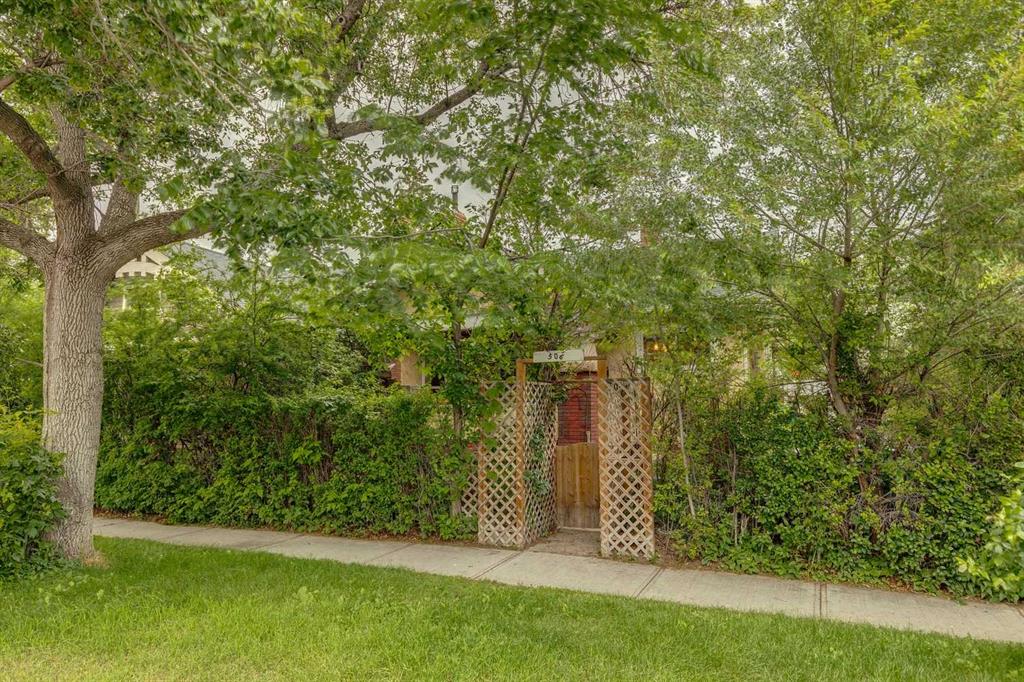 Picture for 506 38 Avenue SW