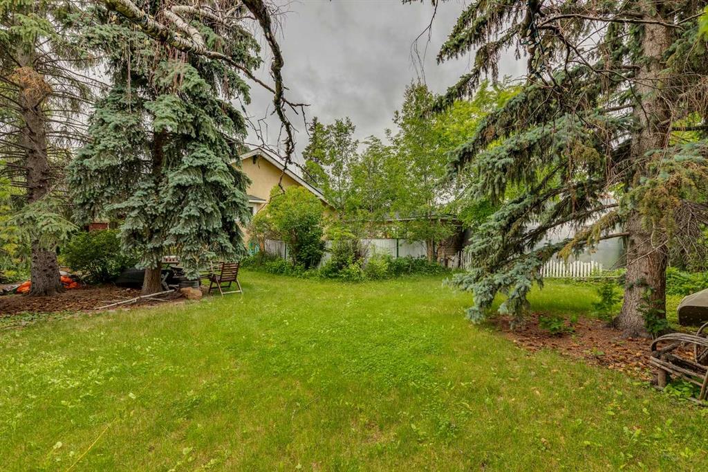 Picture for 506 38 Avenue SW