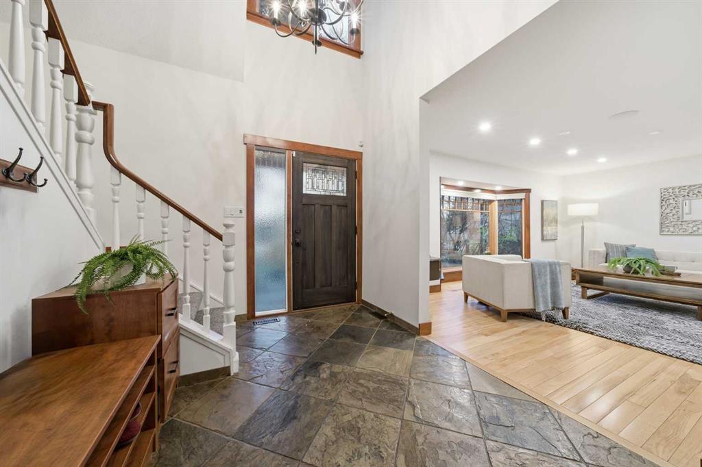 Picture for 631 Willoughby Crescent SE