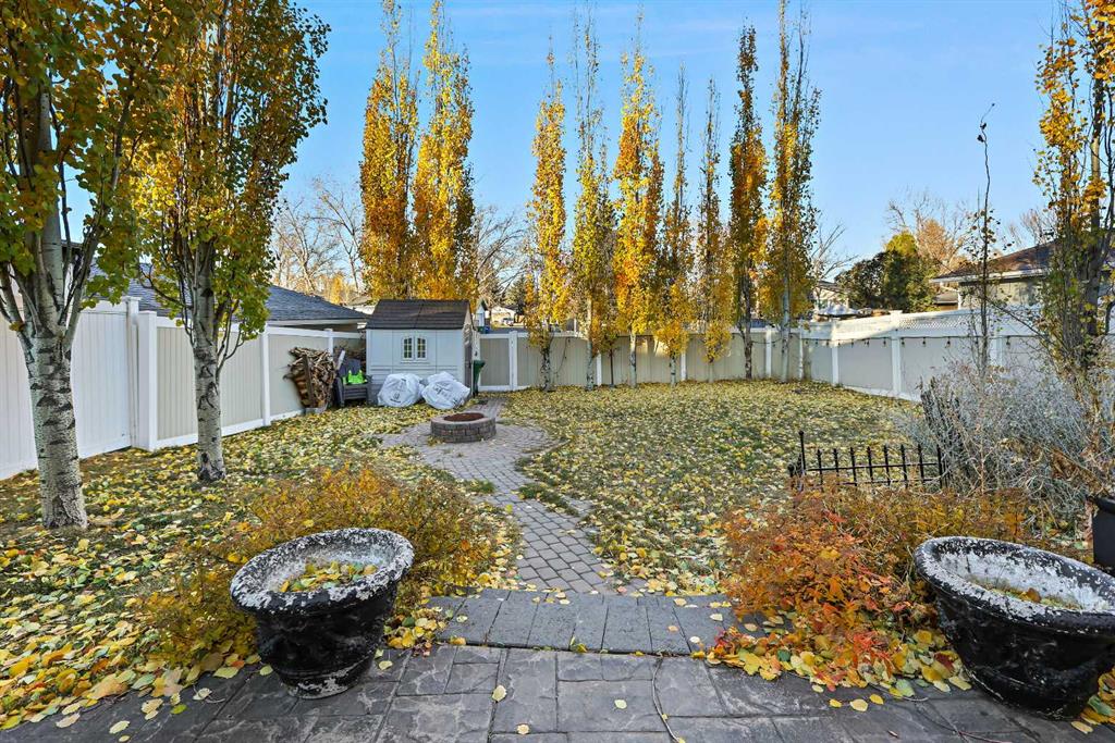 Picture for 875 Midridge Drive SE