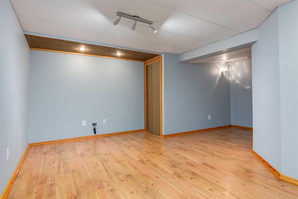 Picture for 5, 135 Bow Ridge Drive 