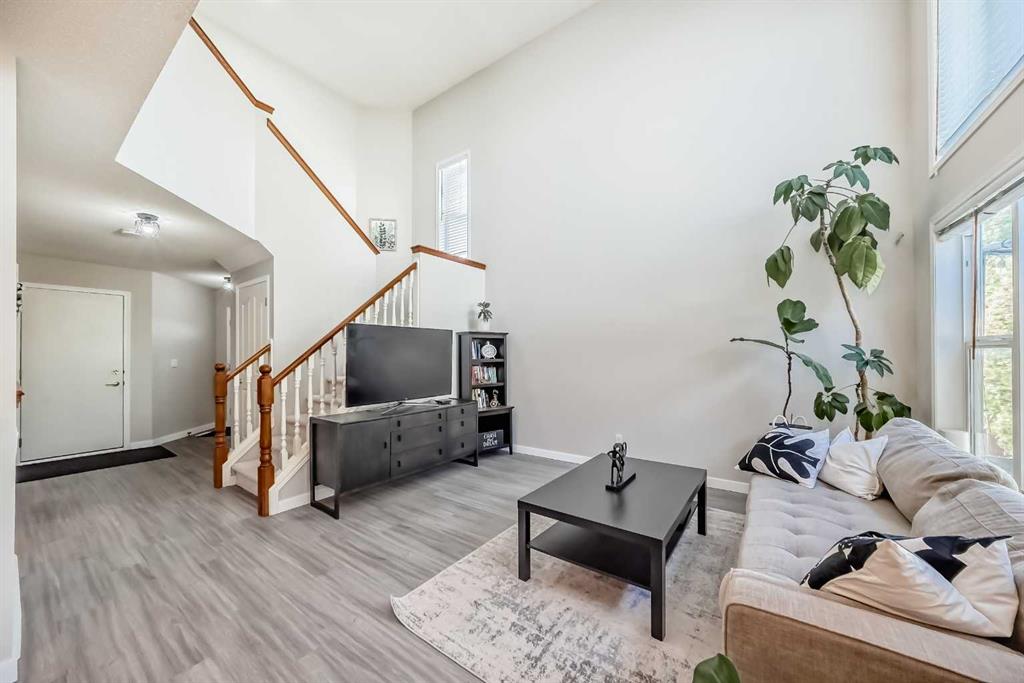 Picture for 202 Bridlewood Court SW