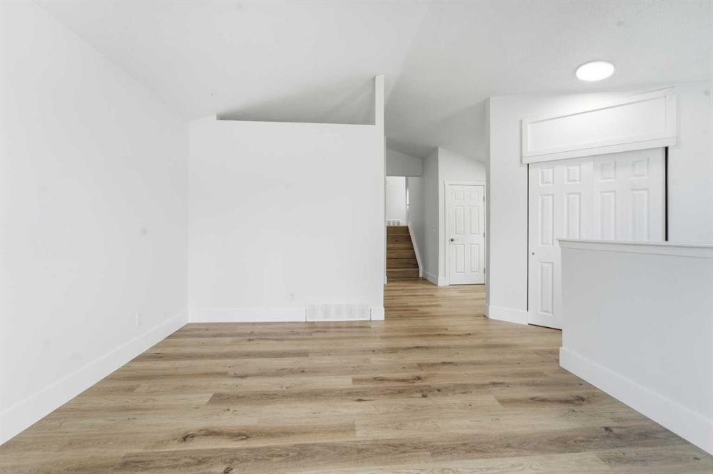 Picture for 79 Martinview Crescent NE