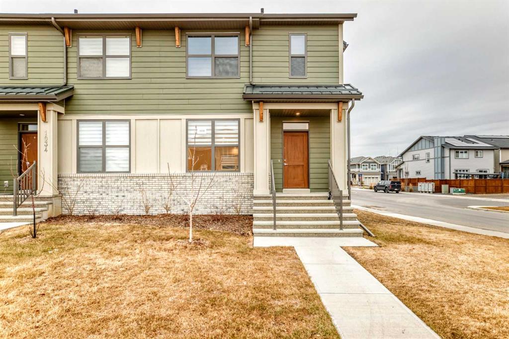 Picture for 1032 Mahogany Boulevard SE