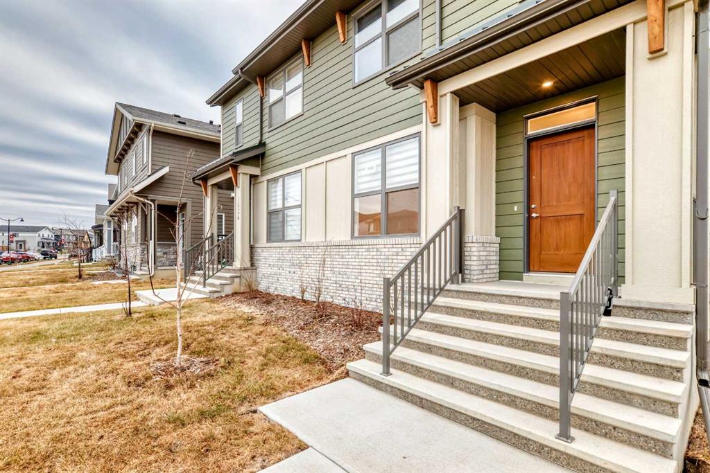 Picture for 1032 Mahogany Boulevard SE