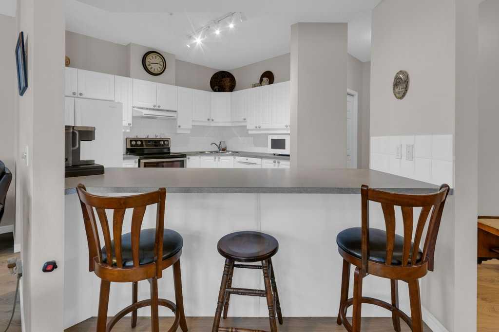 Picture for 139, 5201 Dalhousie Drive NW