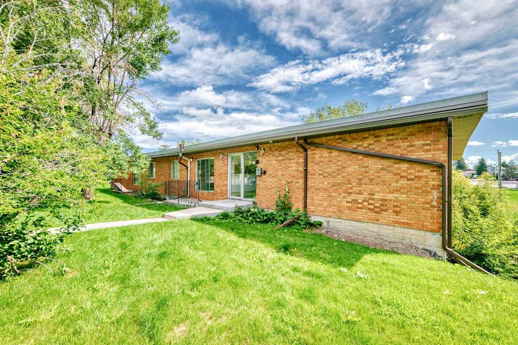 Picture for 303, 4328 4 Street NW