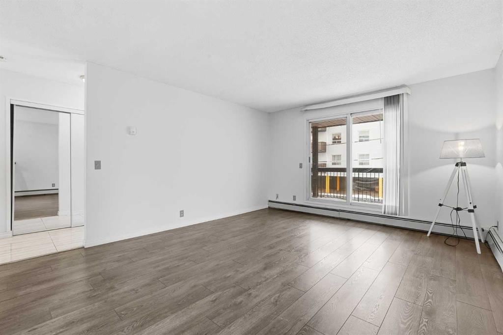 Picture for 204, 2611 15A Street SW