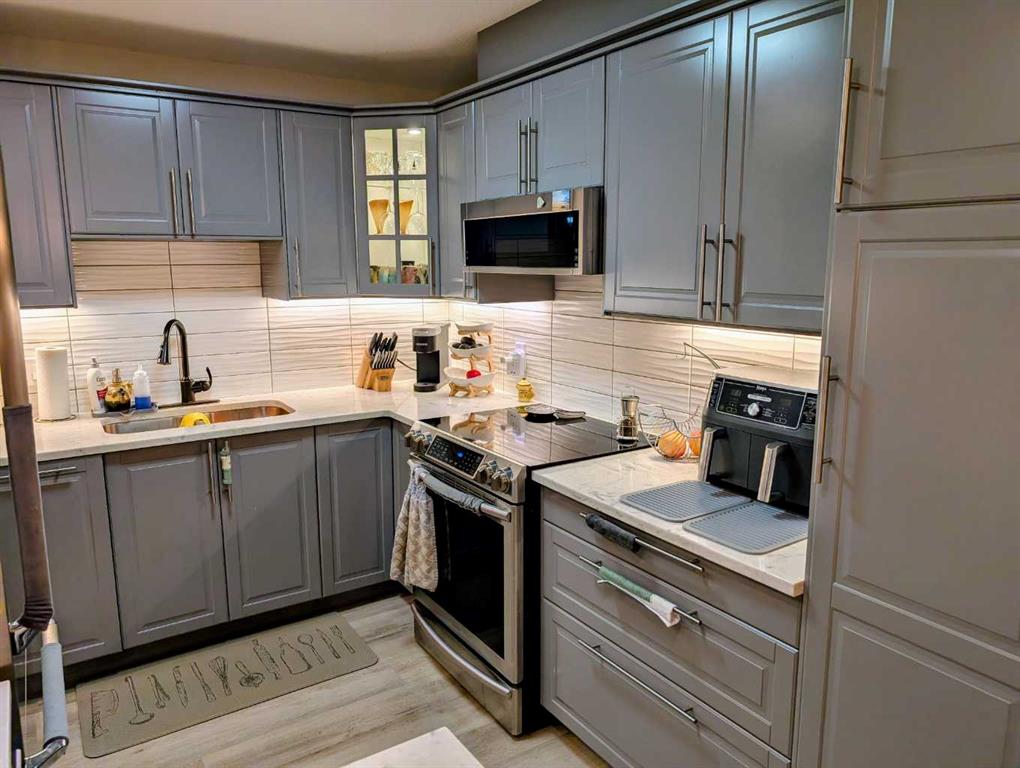 Picture for 340, 1001 13 Avenue SW