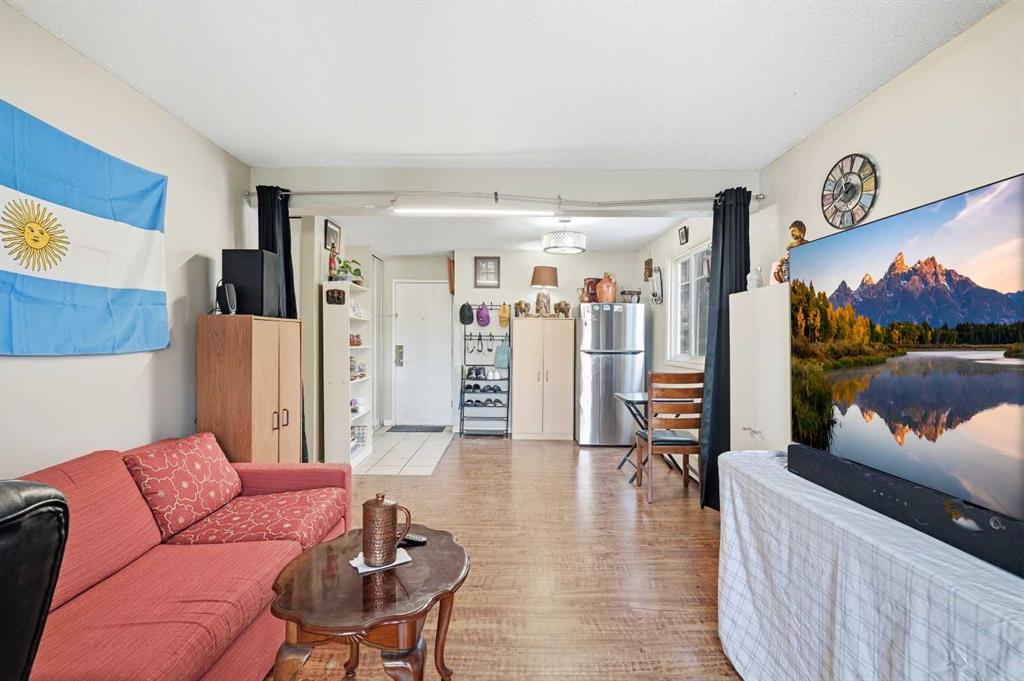 Picture for 301C, 5601 Dalton Drive NW