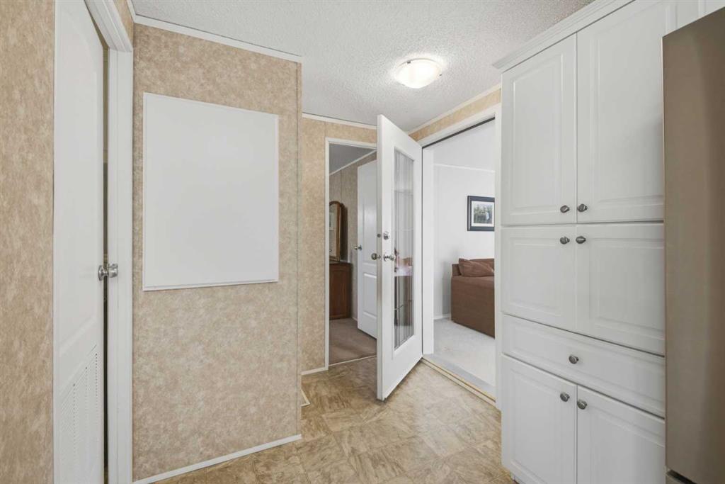 Picture for 298, 99 Arbour Lake Road NW Road NW