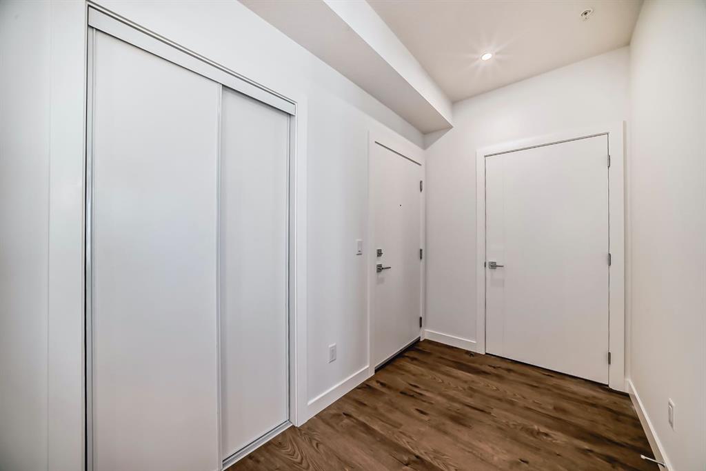 Picture for 2205, 395 Skyview Parkway NE