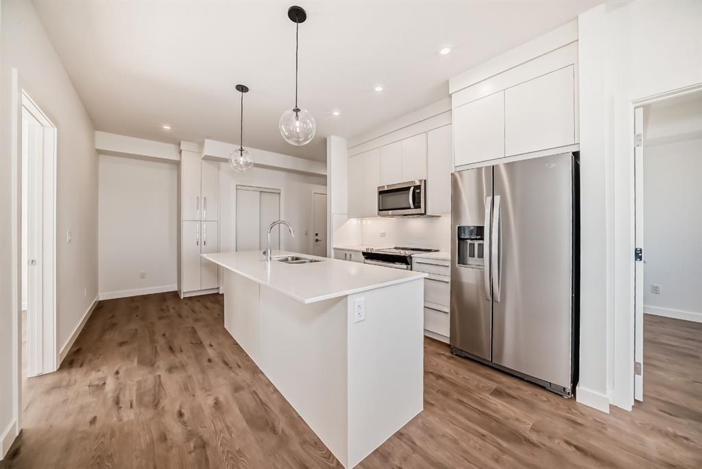 Picture for 2205, 395 Skyview Parkway NE