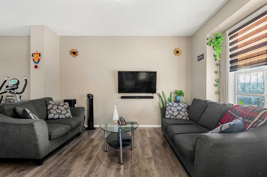 Picture for 8916 46 Street NE