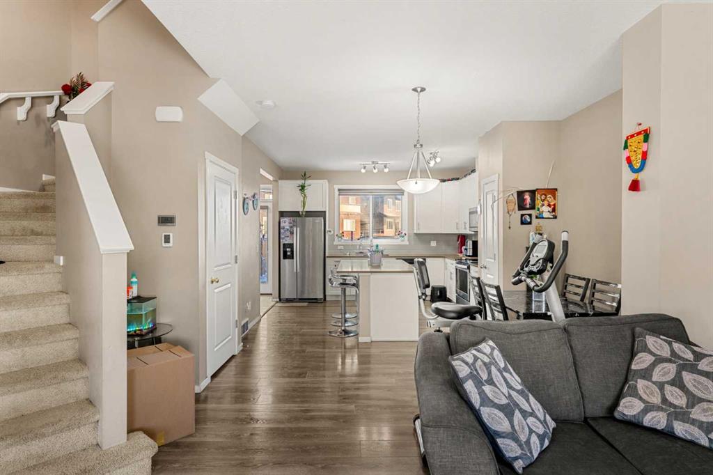 Picture for 8916 46 Street NE