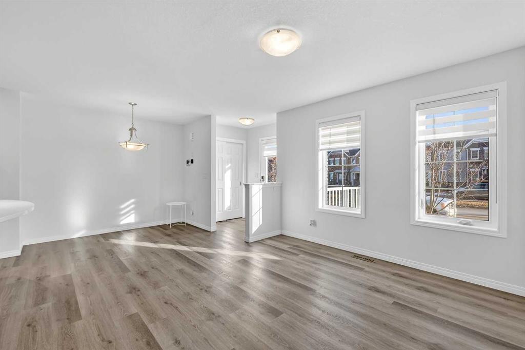 Picture for 50 Yorkville Boulevard SW