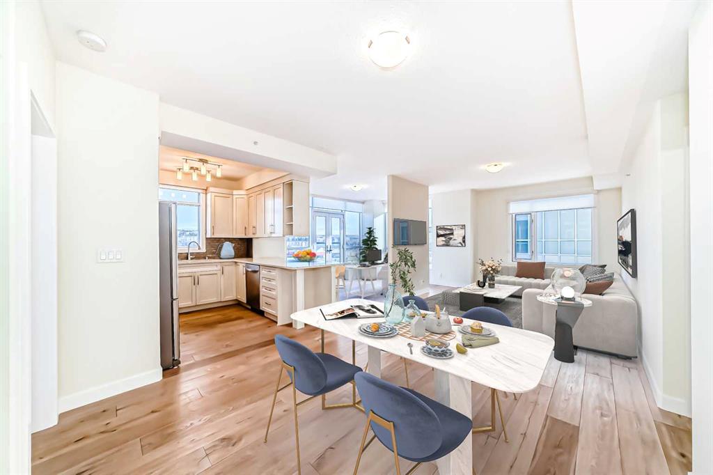 Picture for 802, 16 Varsity Estates Circle NW