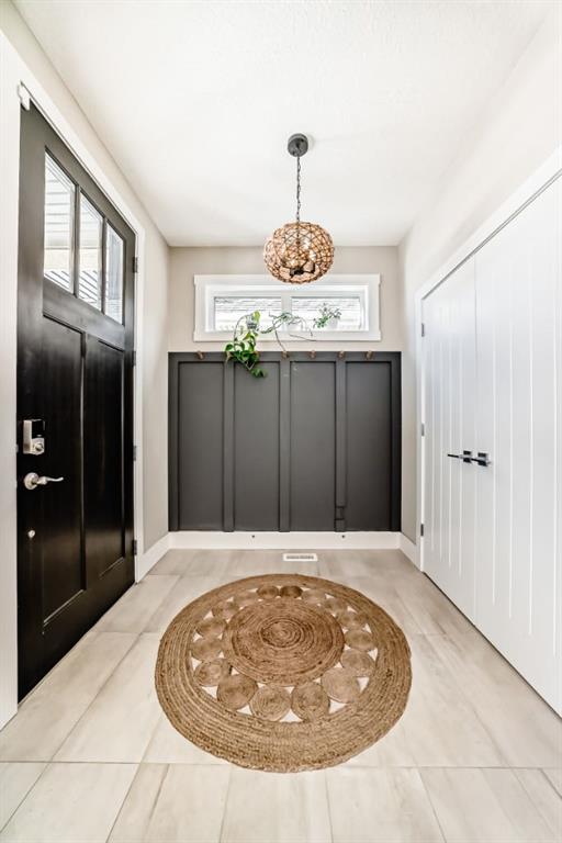 Picture for 68 Mahogany Gardens SE