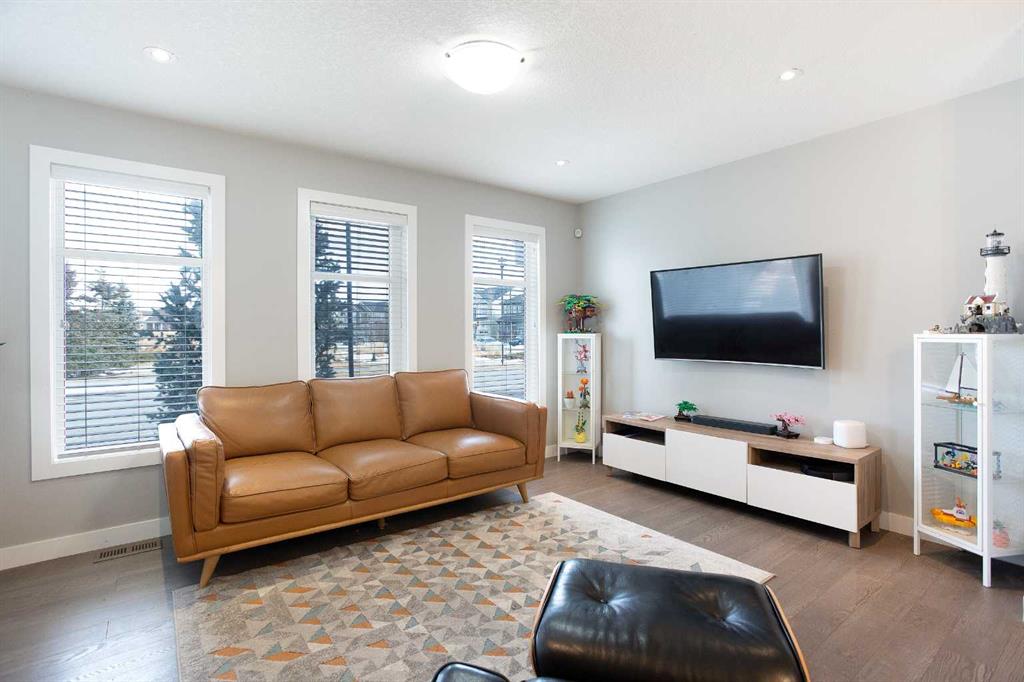 Picture for 4104 Windsong Boulevard SW