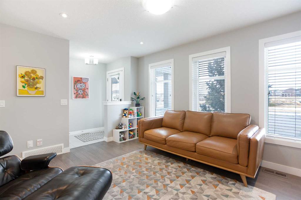 Picture for 4104 Windsong Boulevard SW