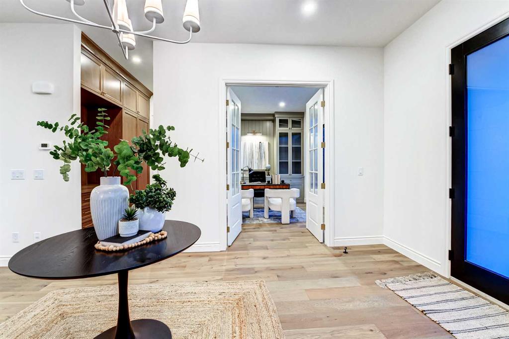 Picture for 1936 31 Avenue SW