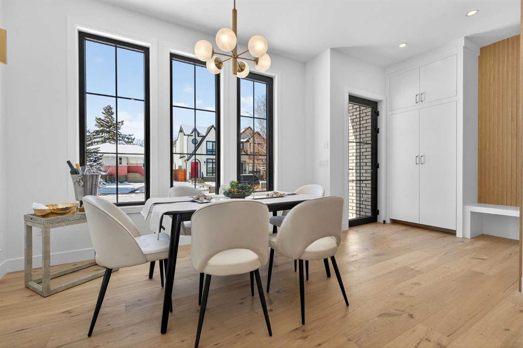 Picture for 416 36 Street SW