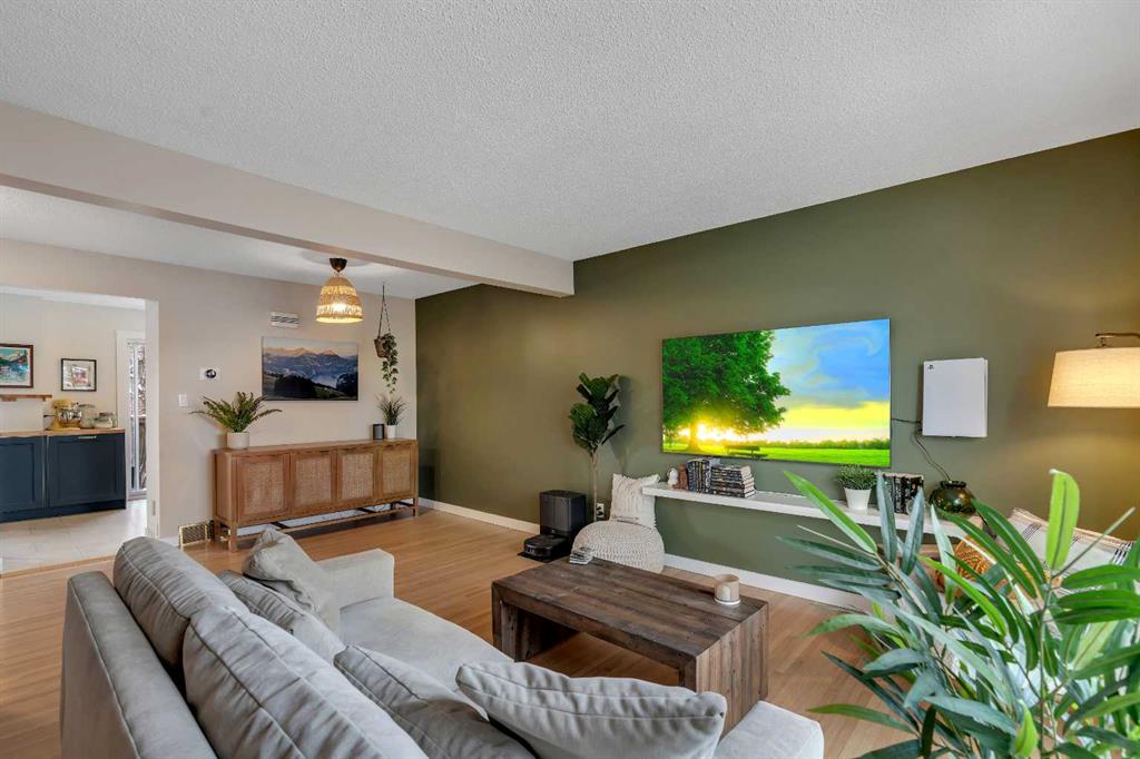 Picture for 102, 9803 24 Street SW