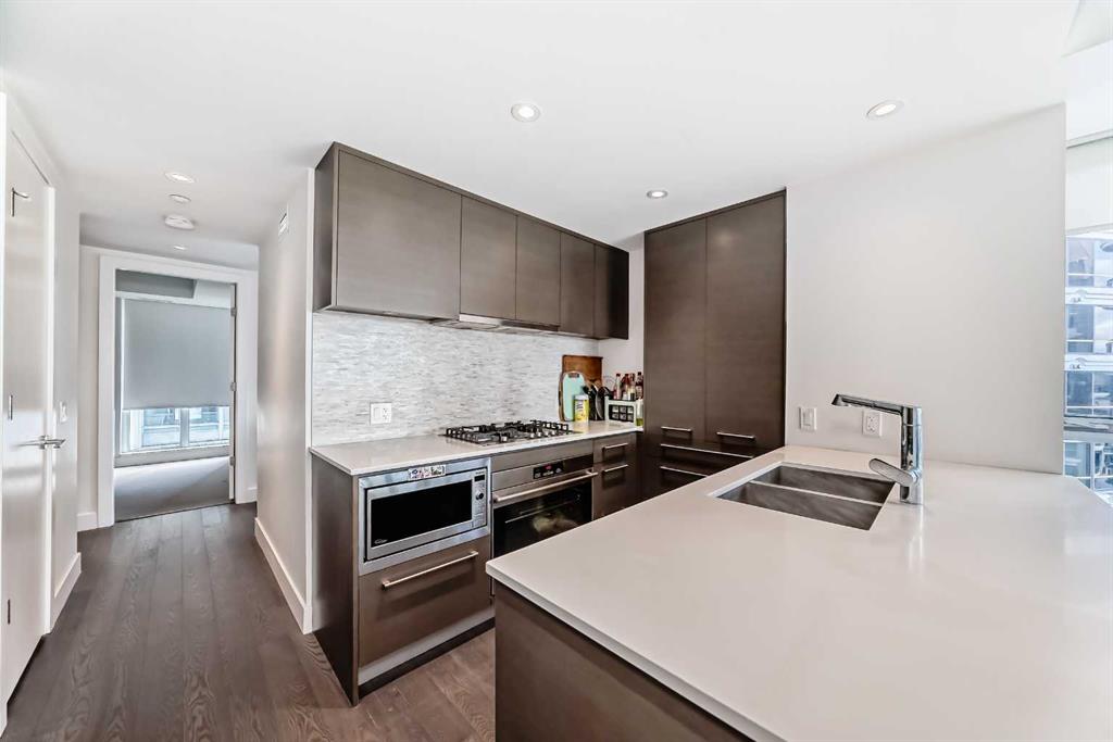 Picture for 2001, 1025 5 Avenue SW